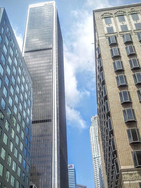 downtown-district-1838426_640